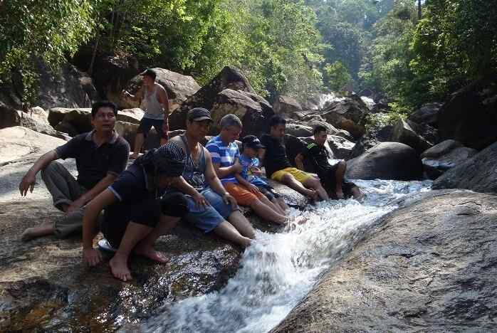 Discover Phan Thiet Countryside - Tapao Maria Statue and Ba Waterfall 1 Day Tour