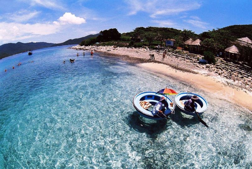 Tour Tắm Lặn Biển Nha Trang - Hòn Mun